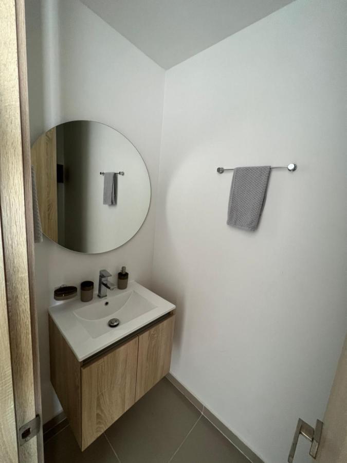 Comodidad, La Mejor Vista Al Mar Y Ubicacion En *