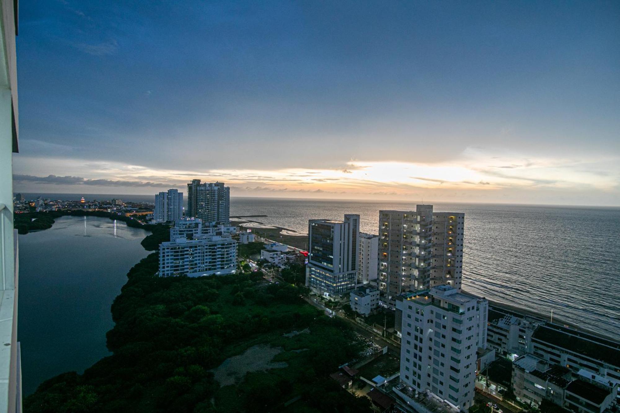 Apartamento Comodidad, La Mejor Vista Al Mar Y Ubicacion En