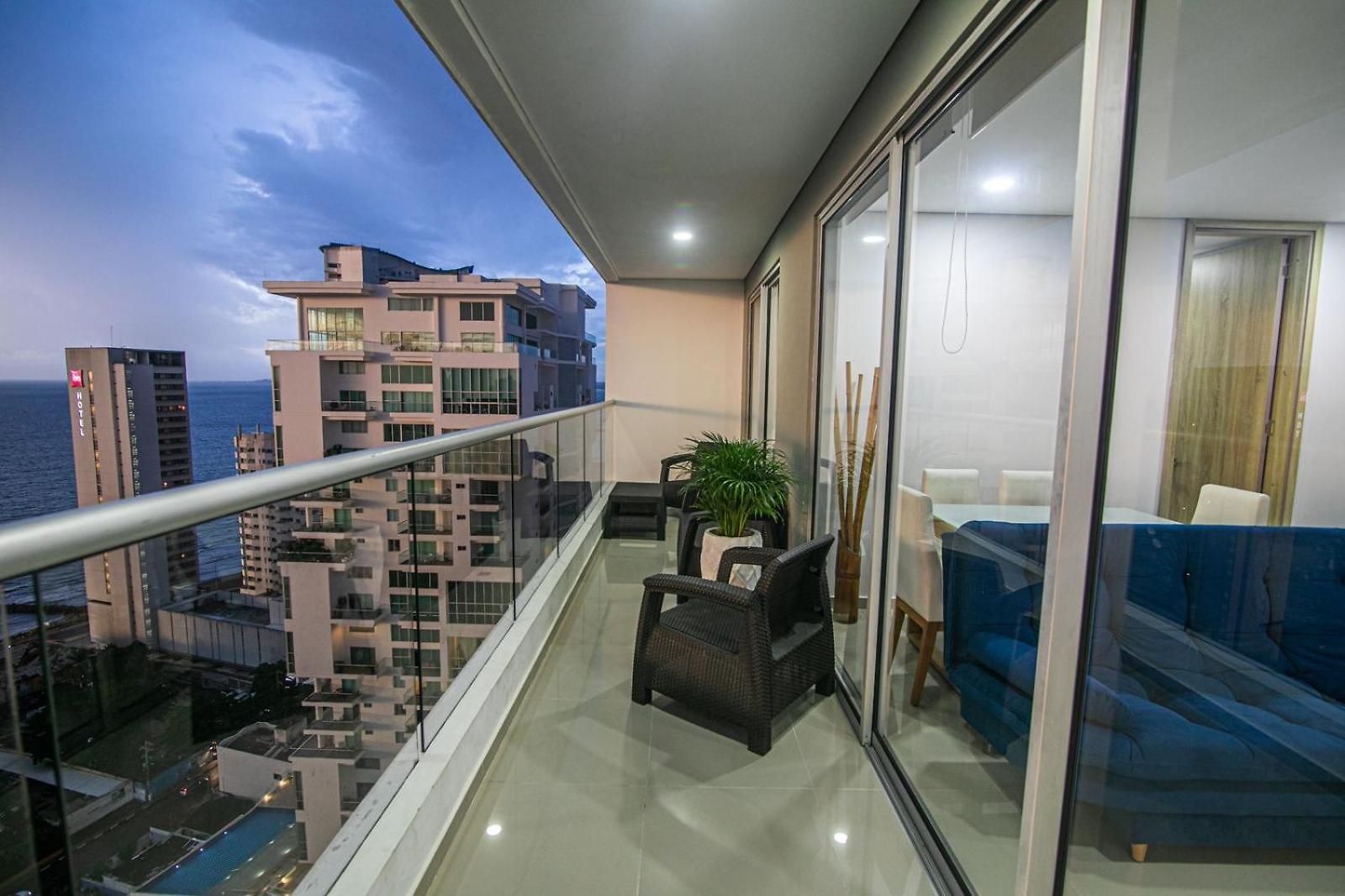 Apartamento La Mejor Vista Al Mar Y Ubicacion En *