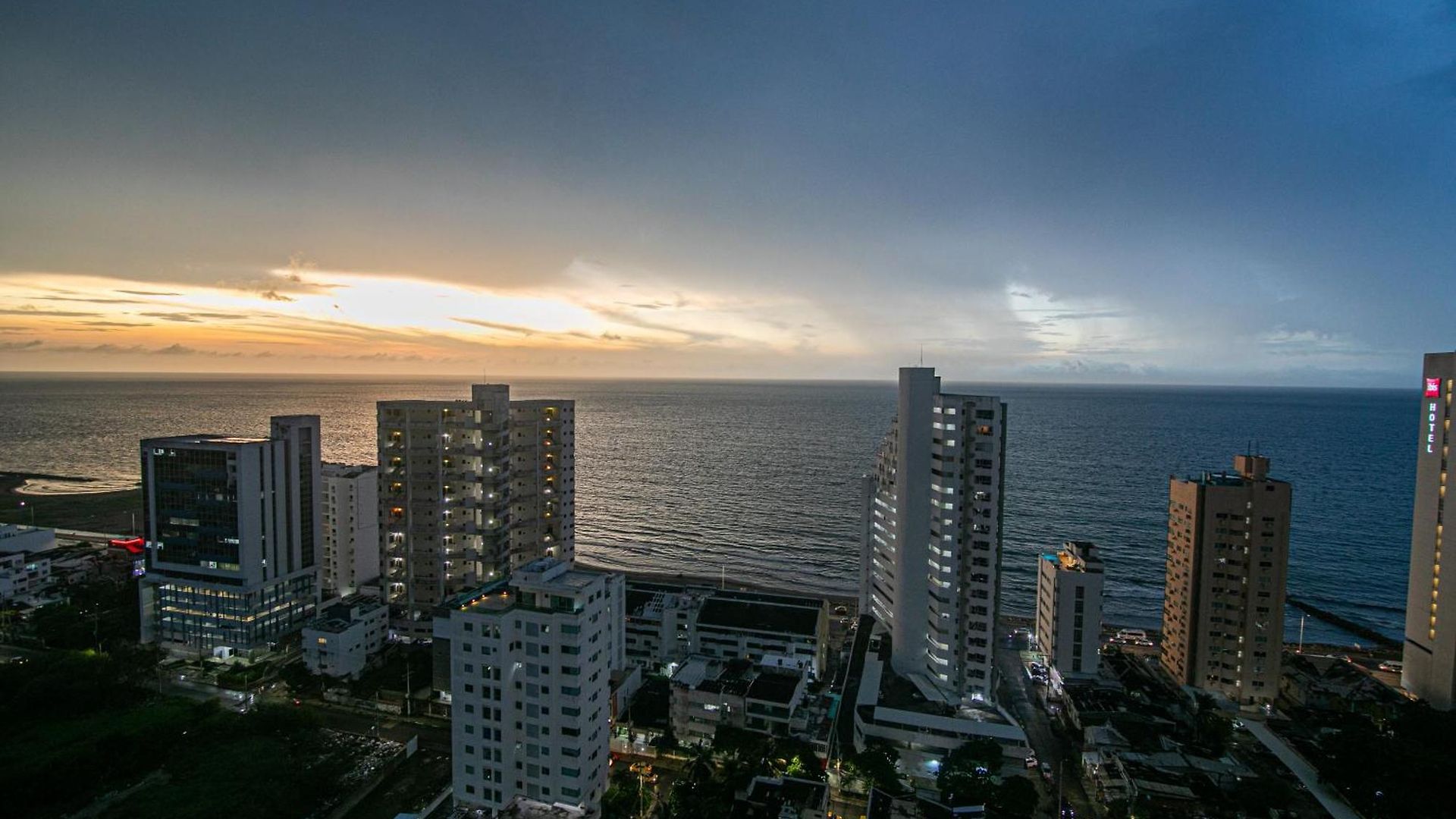 La Mejor Vista Al Mar Y Ubicacion En Apartamento *